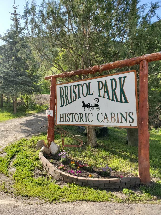 Bristol Cabins Lava Hot Springs Exteriör bild